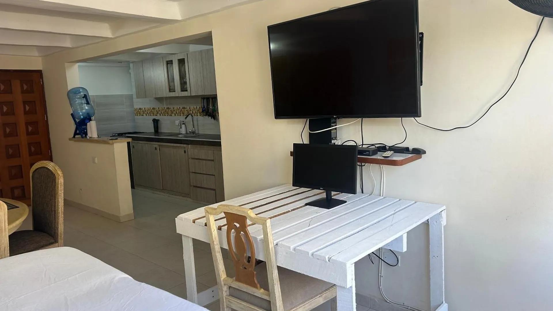 Haven Crespo Twin Room With Shared Bathroom Playa de Punta Arena Colombia